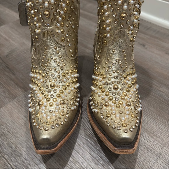 Lane Dolly Pearl Stud Jeweled Cowboy Western Metallic Gold Leather Bootie Boots - Picture 6 of 14